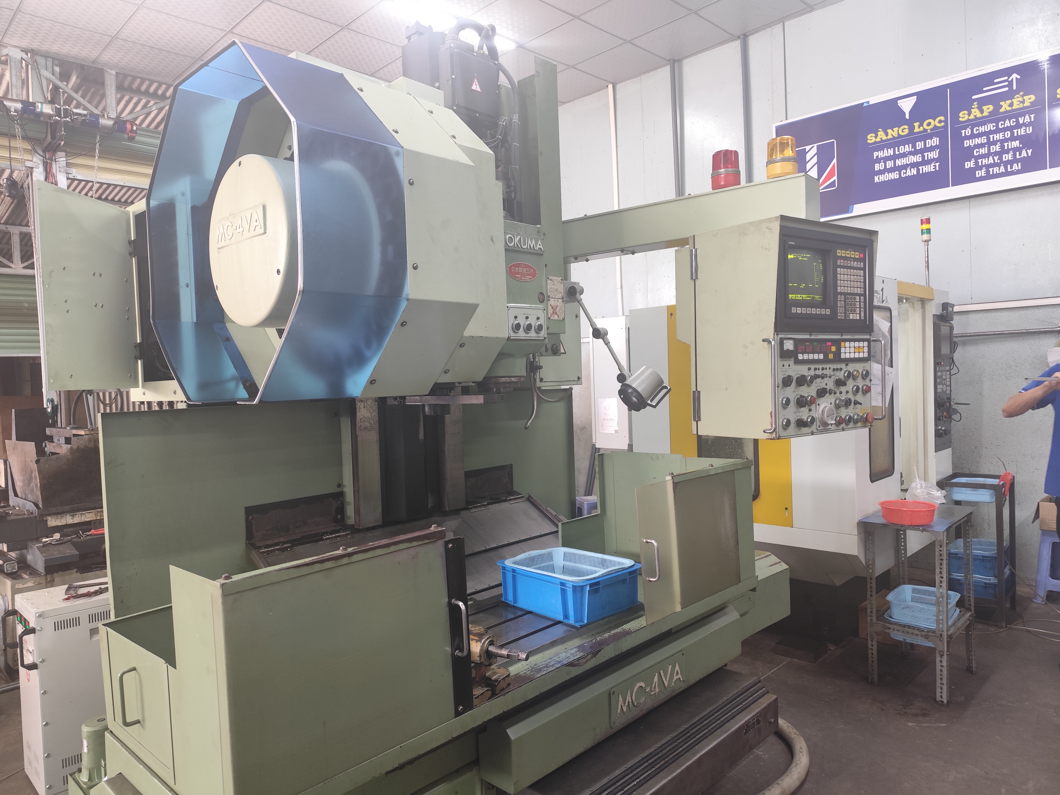CNC milling machine